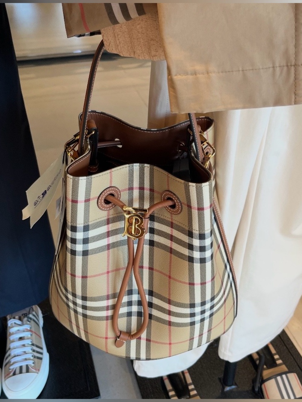 Burberry Drawstring Bucket Bag Vintage Check NWT